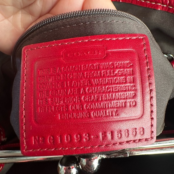 Coach - Red Patent Leather Satchel - Picture 5 of 12
